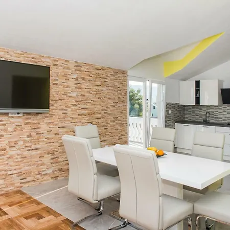 Apartman Franko Apartment Grebastica
